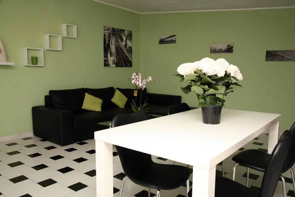 De Amicis Apartment Cagliari Zimmer foto
