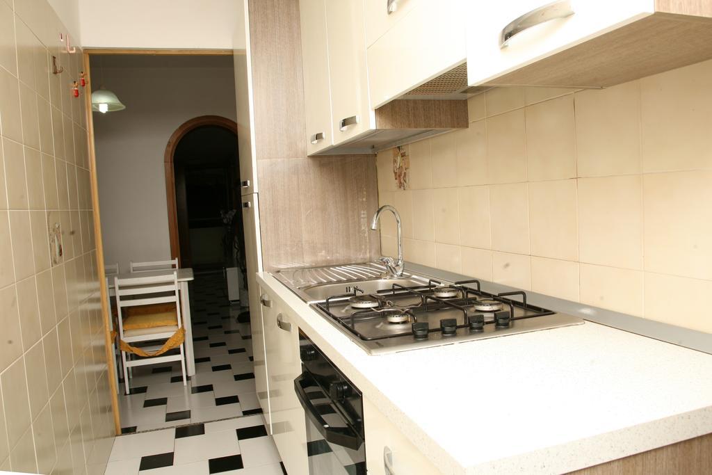 De Amicis Apartment Cagliari Zimmer foto