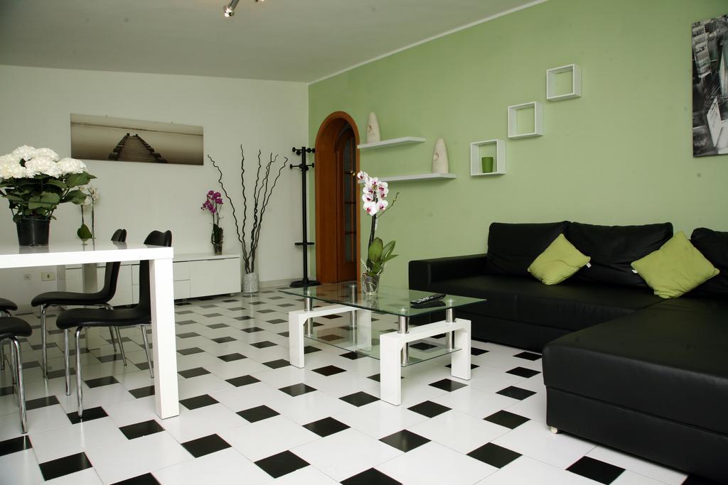 De Amicis Apartment Cagliari Zimmer foto