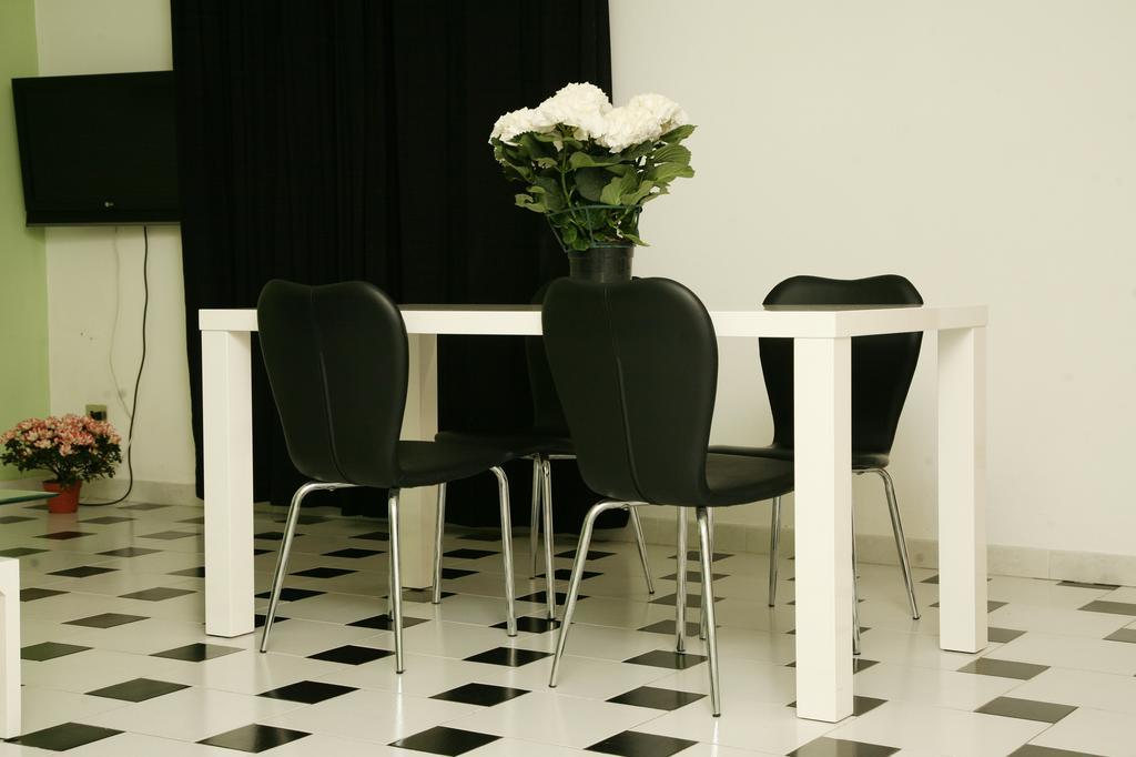 De Amicis Apartment Cagliari Zimmer foto