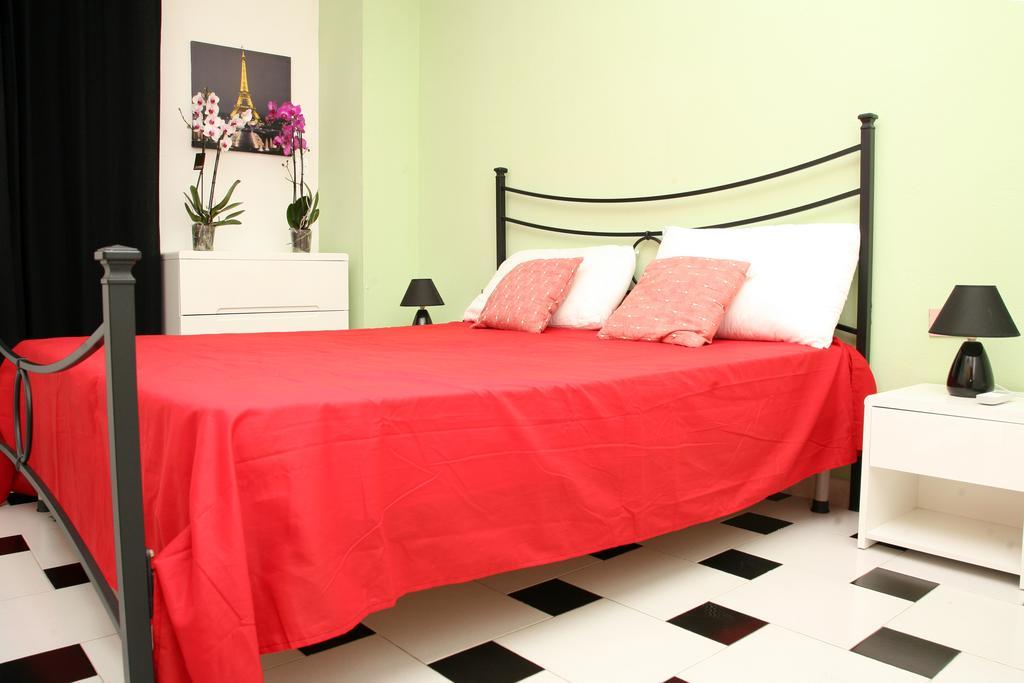 De Amicis Apartment Cagliari Zimmer foto